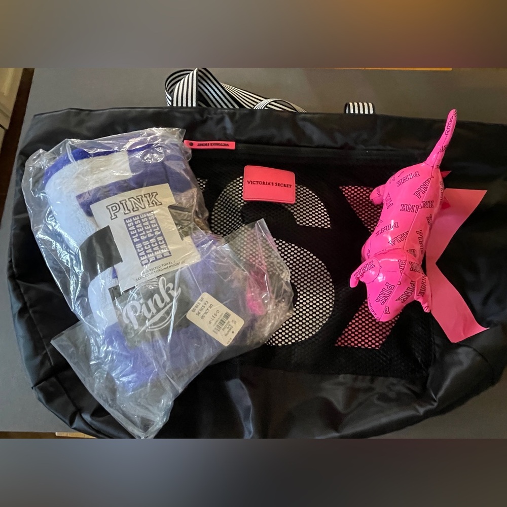 Victoria Secret/Pink Beach Bag, Towel, Pink Dog